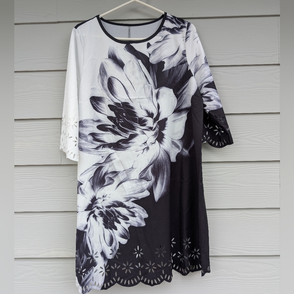 Floral Black and White Midi Dress - Picture 2 of 5